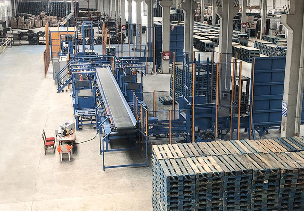 ЛИНИИ РЕМОНТА ПОДДОНОВ И СИСТЕМЫ ВЫБОРА ПОДДОНОВ